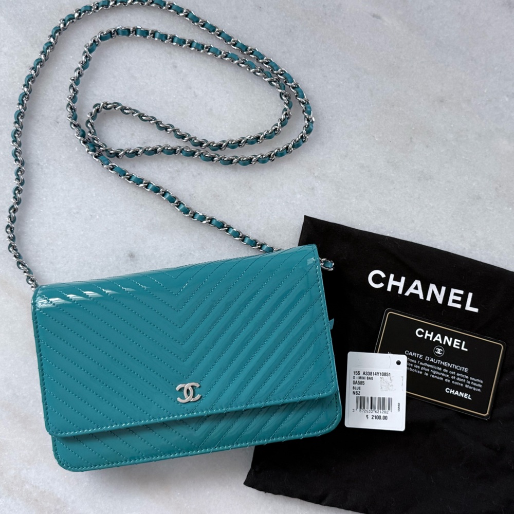 Chanel WOC